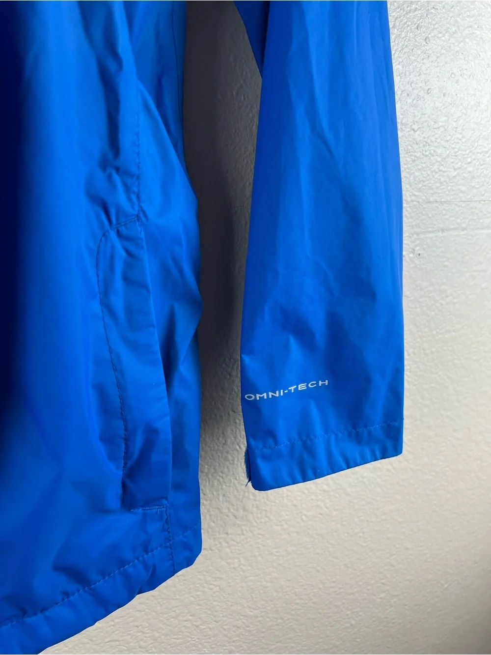 Columbia Omni-Tech Youth Medium Hooded Rain Jacket Blue